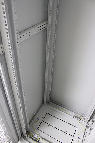 Телекоммуникационный напольный шкаф 19"  17U NA-6817 (600*800) в Краснодаре